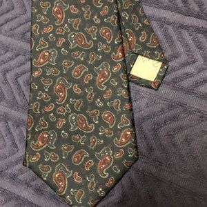 Christian Dior neck tie %100 silk